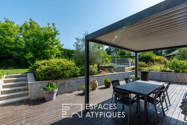 Elégante longère rénovée avec piscine dans un écrin de verdure