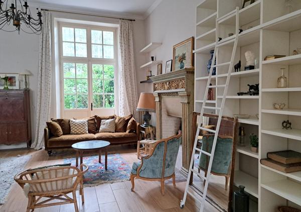 MAISON T7 / REF : 61008B
