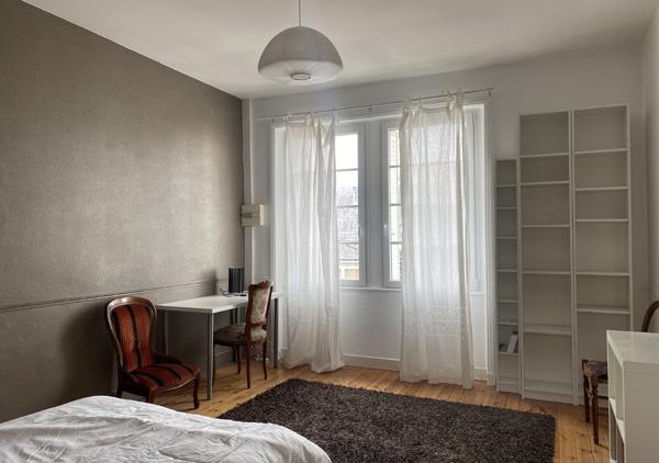 MAISON T7 / REF : 61008B