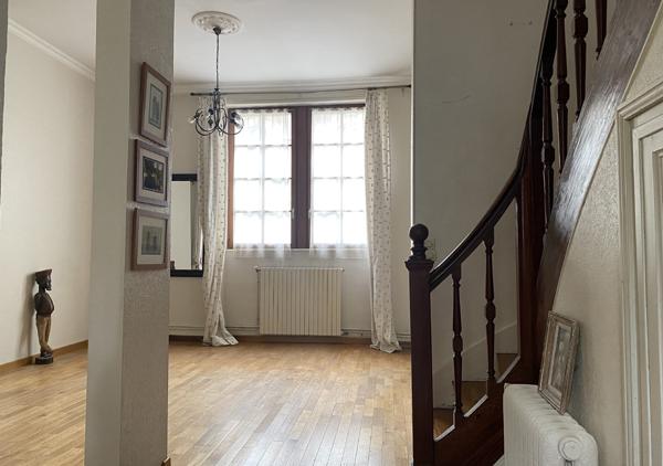 MAISON T7 / REF : 61008B