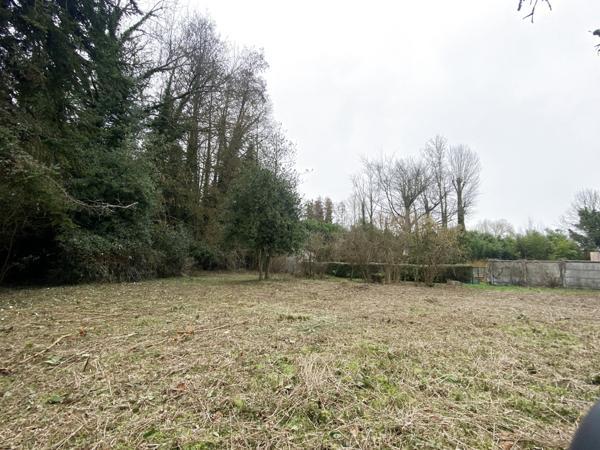 Faverolles (28210) Terrain constructible – 1 678 m² – Faverolles (28210)