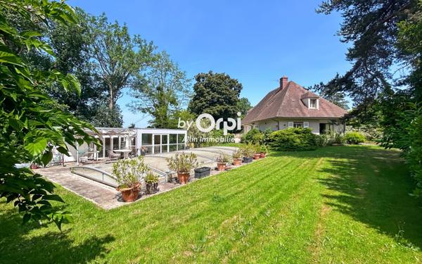 Maison à vendre    6 pièces •  Néris-les-Bains