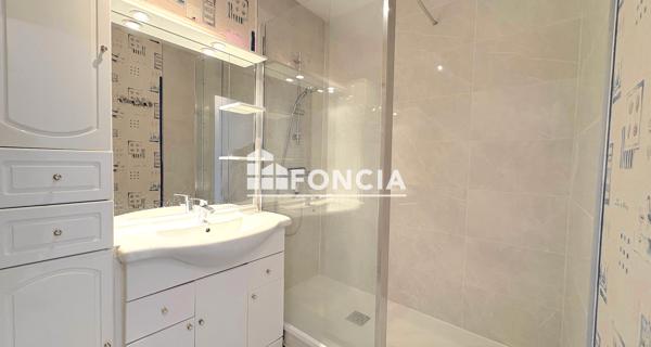 Location Appartement 2 pièces 52.68 m² - Rives 38140