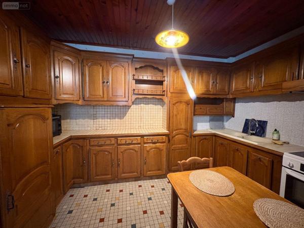 Maison de ville à vendre à Argenton-sur-Creuse dans l'Indre (36200), ref : 037/2712