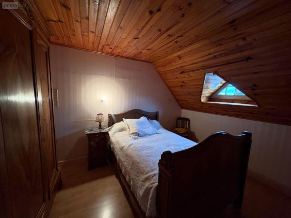 Maison de ville à vendre à Argenton-sur-Creuse dans l'Indre (36200), ref : 037/2712