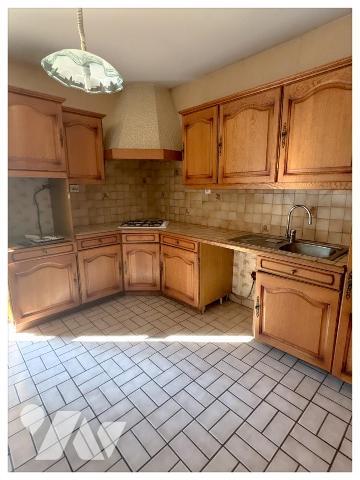 À vendre – Maison traditionnelle 89 m² avec jardin et garage