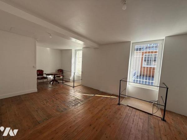 ANGERS CENTRE IMMEUBLE DE RAPPORT EN MONOPROPRIETE