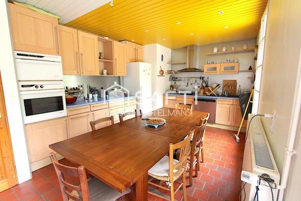 PROPRIÉTÉ 203 M2 AVEC ANNEXES, PARC ARBORÉ,RUISSEAU