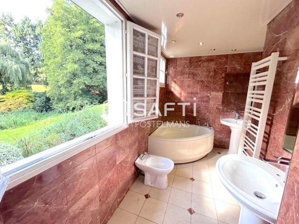 PROPRIÉTÉ 203 M2 AVEC ANNEXES, PARC ARBORÉ,RUISSEAU