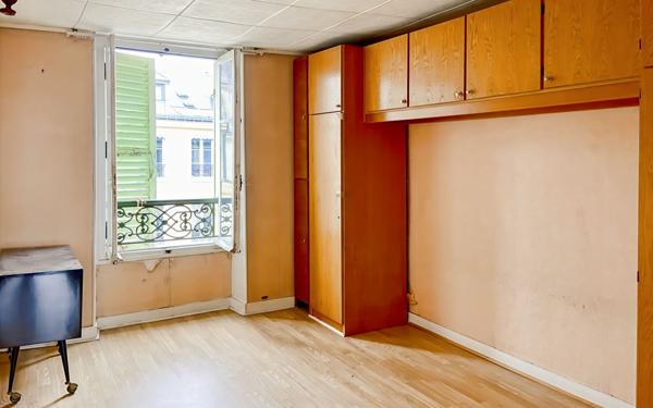 Appartement à vendre    3 pièces • 42,91 m2 Versailles