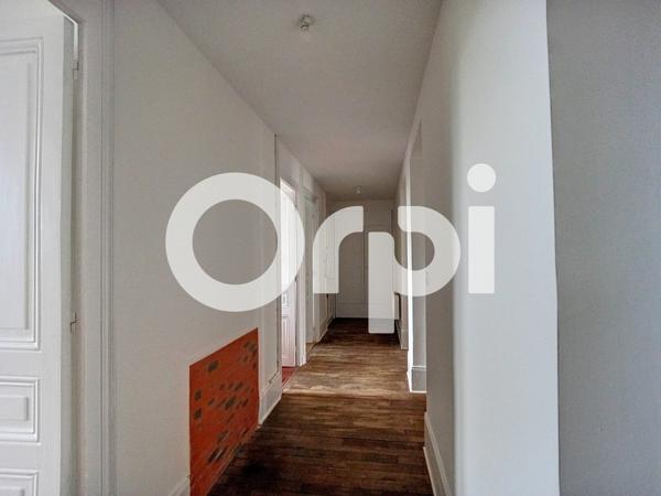Appartement à louer    4 pièces •  Chalon-sur-Saône