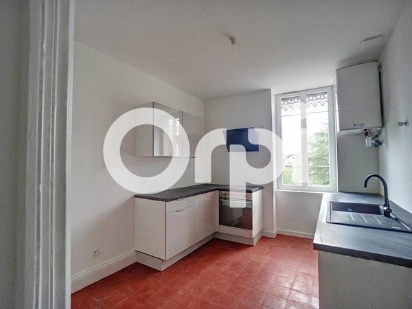 Appartement à louer    4 pièces •  Chalon-sur-Saône