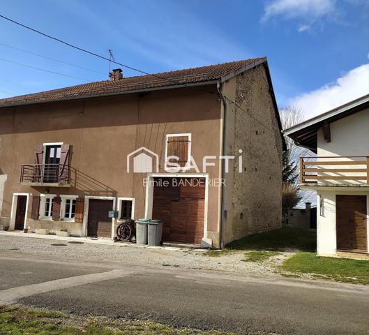 Maison dans village calme proche Clairvaux les lacs
