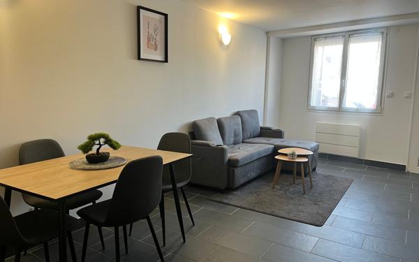 Appartement à louer    2 pièces • 45 m2 Bourges
