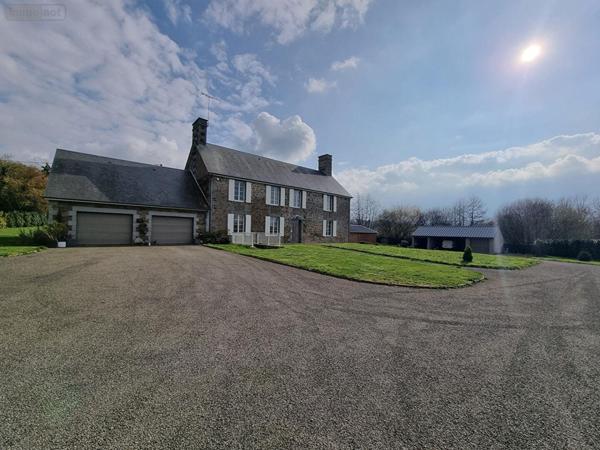 Maison à vendre à Isigny-le-Buat dans la Manche (50540), ref : MA582