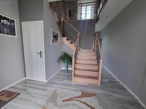 Maison à vendre à Isigny-le-Buat dans la Manche (50540), ref : MA582