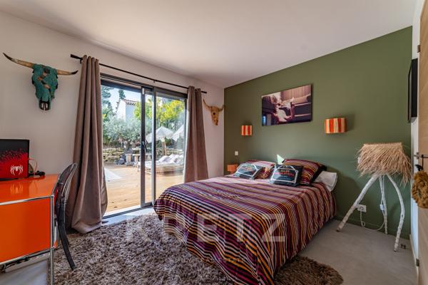 Éguilles – Villa contemporaine récente de 200 m2, 4 chambres, à 15 minutes d’Aix-en-Provence