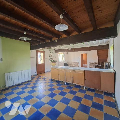 Maison avec terrain située à GUEREINS