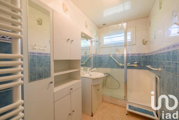 Pavillon 5 pièces de 90 m² à Raucourt-et-Flaba (08450)