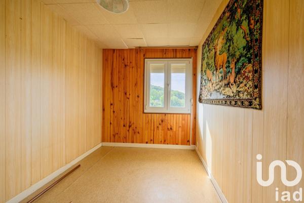 Pavillon 5 pièces de 90 m² à Raucourt-et-Flaba (08450)