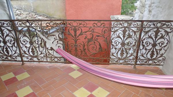 AGREABLE MAISON MEUBLEE A CONQUES SUR ORBIEL