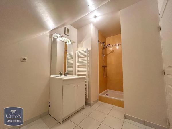 Appartement à louer 2 pièces 45.35m² La Ville-aux-Dames (37700)