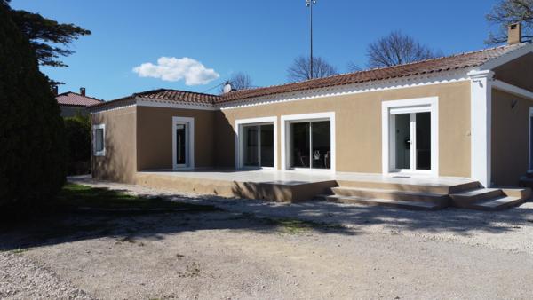 Entraigues-sur-la-Sorgue (84320) Propriété Entraigues Sur Sorgue