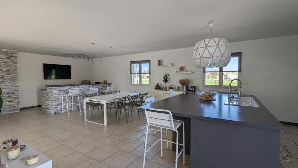 Entraigues-sur-la-Sorgue (84320) Propriété Entraigues Sur Sorgue