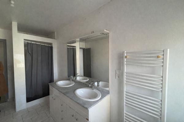 A louer : appartement situé à Clefs - 2 chambres