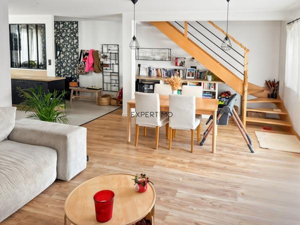 Narbonne (11100) MAISON DE VILLE AVEC PISCINE ET GARAGE