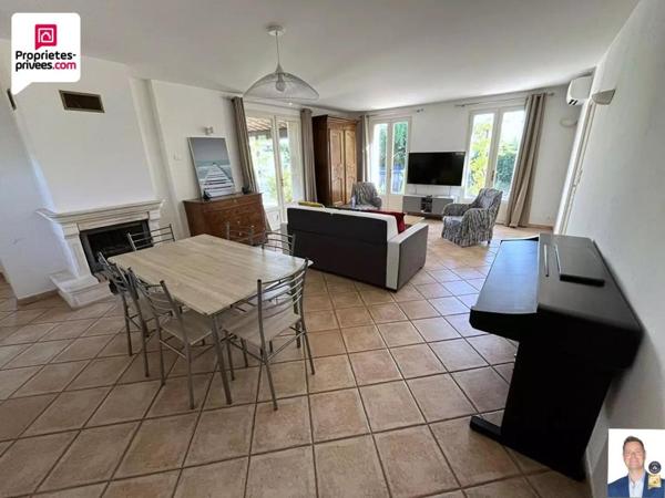 Villa  4 pièces avec 2 garages et grand terrain de 2650 m2