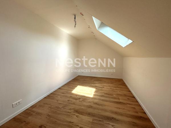 PAVILLON DE 2008 5 CHAMBRES AVEC TERRAIN DE 1400m² PROCHE COMMODITÉS CHABRIS (INDRE 36)