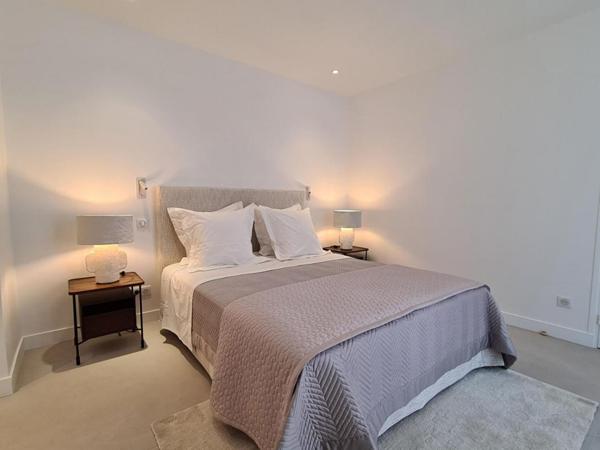 Cannes Banane, au Calme Maison de charme rénovée avec jardin/terrasse et garage