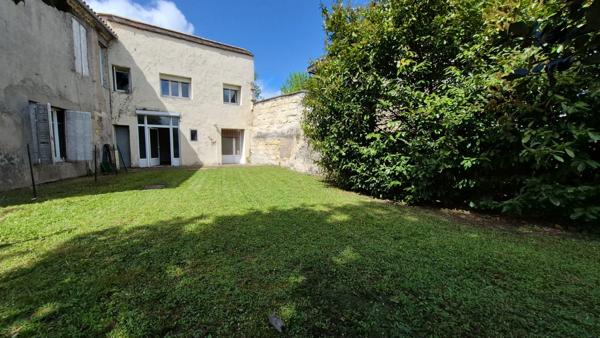 Appartement / maison duplex T3 - Jardin - Parking