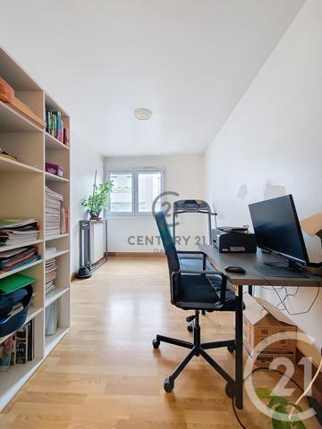 Appartement F4 à vendre  4 pièces - 65,89 m2 GAGNY - 93