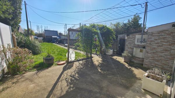 Maison 2 chambres avec vie de plain-pied, jardin, entièrement rénovée à Montoir de Bretagne secteur de GRON