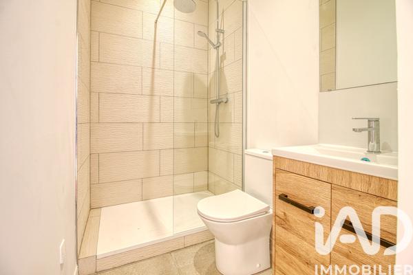 Location maison 13 pièces 280 m² Saint-Denis
