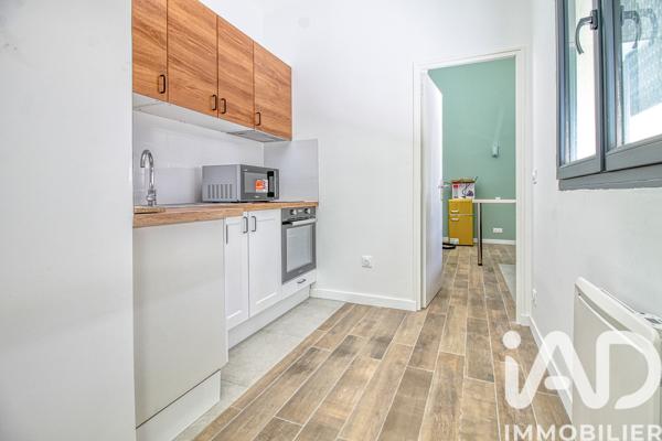 Location maison 13 pièces 280 m² Saint-Denis