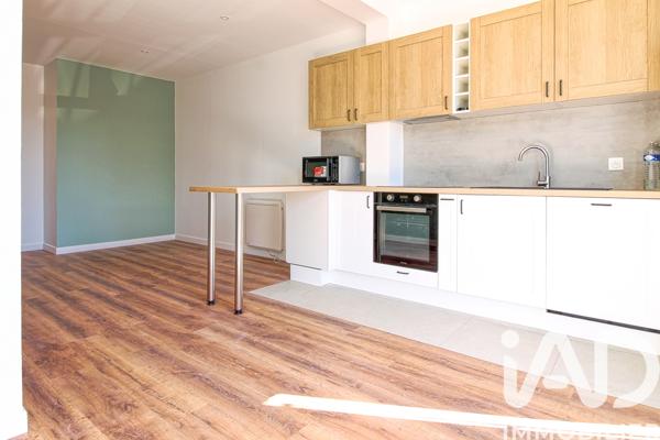 Location maison 13 pièces 280 m² Saint-Denis
