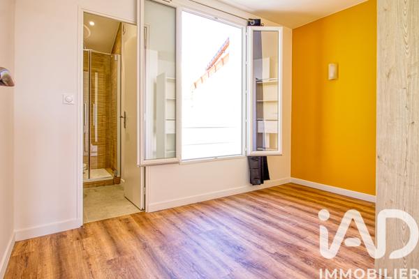 Location maison 13 pièces 280 m² Saint-Denis
