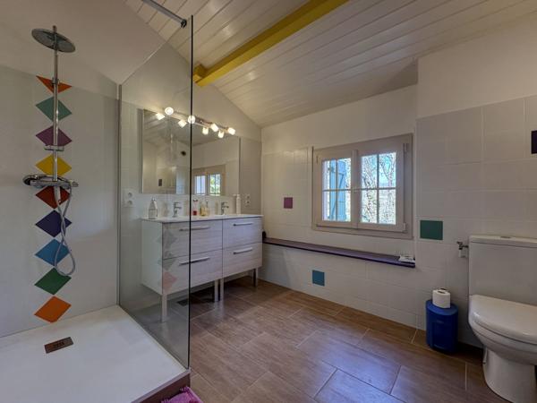 Lédat (47300) Superbe propriété avec piscine et dépendance dans bel environnement