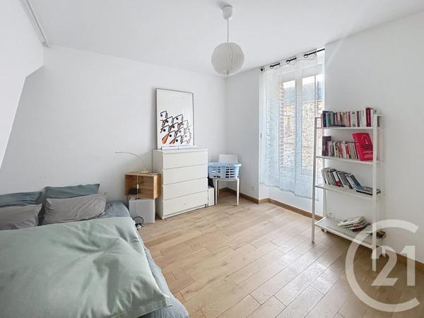 Maison à vendre  7 pièces - 131,27 m 2   RENNES  - 35