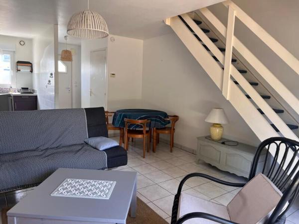 Maison à louer Séné 3 pièces 51 m2 meublée - parking