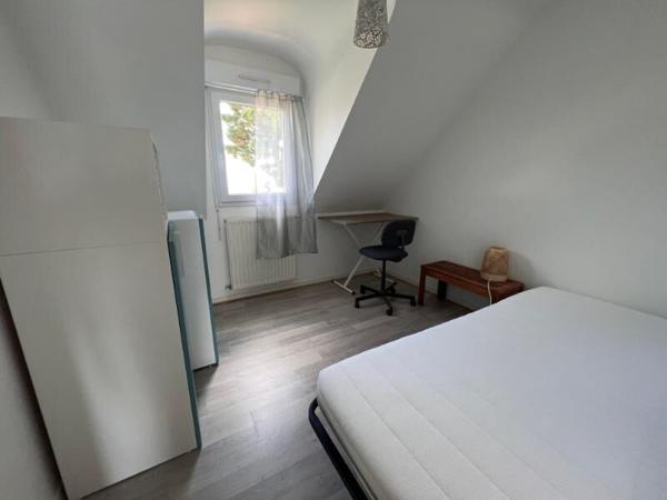 Maison à louer Séné 3 pièces 51 m2 meublée - parking