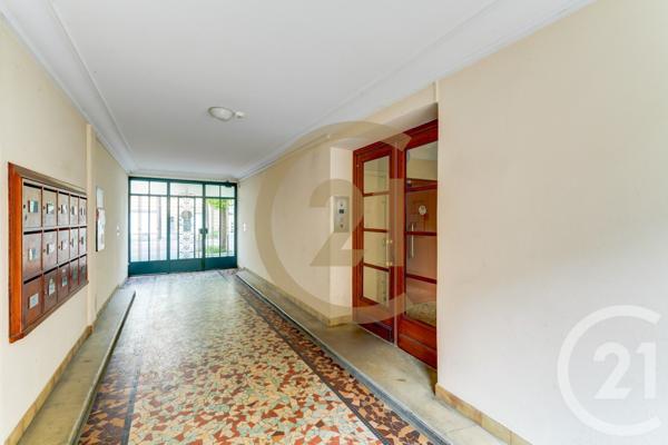 Appartement T3 à vendre  3 pièces - 62,43 m 2   LYON  - 69003