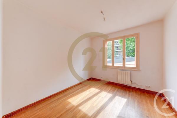 Appartement T3 à vendre  3 pièces - 62,43 m 2   LYON  - 69003