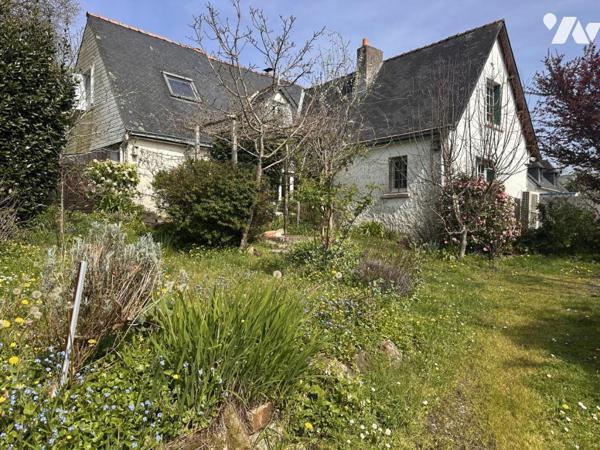 A VENDRE 56 ARRADON CENTRE VILLE A PIED DES COMMERCES JARDIN 1127 m²