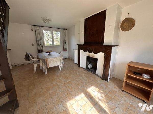 A VENDRE 56 ARRADON CENTRE VILLE A PIED DES COMMERCES JARDIN 1127 m²
