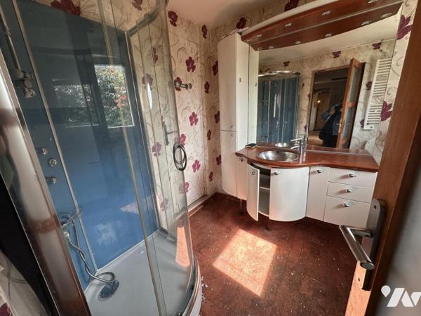 A VENDRE 56 ARRADON CENTRE VILLE A PIED DES COMMERCES JARDIN 1127 m²