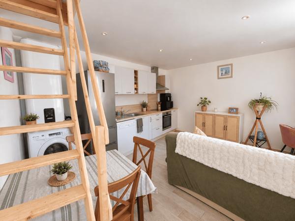 Maison Vannes 36m²- jardin de 100m² – rénovée